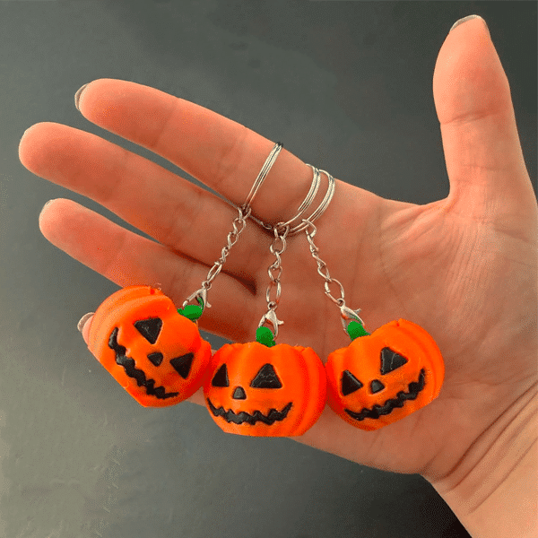 Jack O’ Lantern Fidget Clicker Keychain